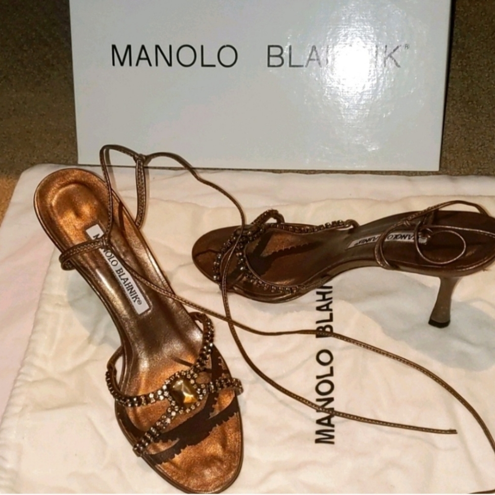 Manolo Blahnik Cafe Jeweled Open-toed Strappy Heel